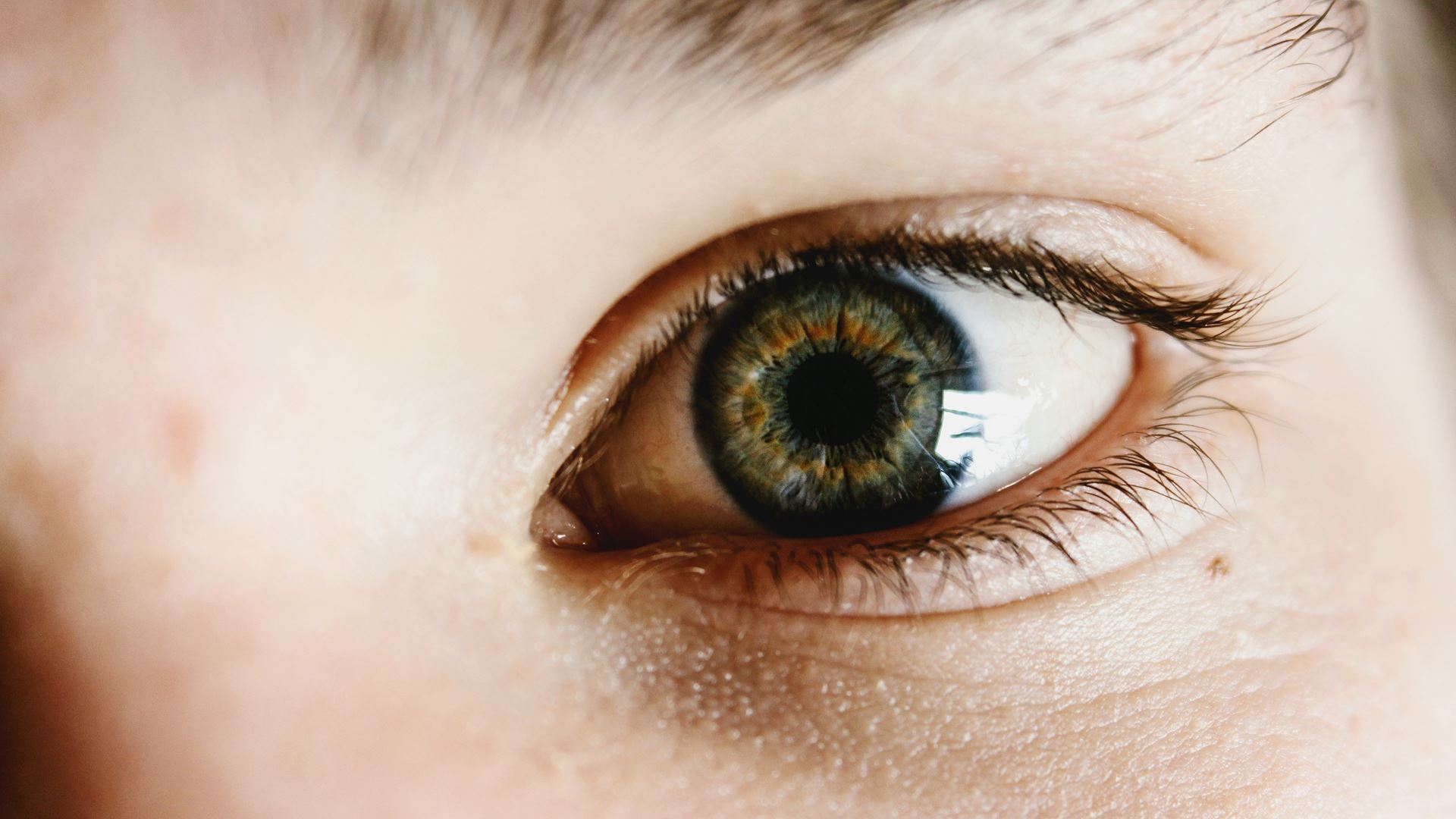 optician